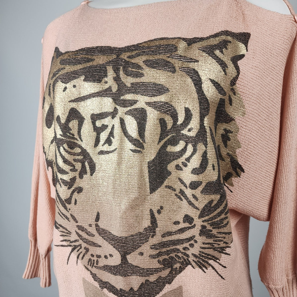 Orange Fashion Village Pink Tiger Graphic Knit Sweater Size M/L