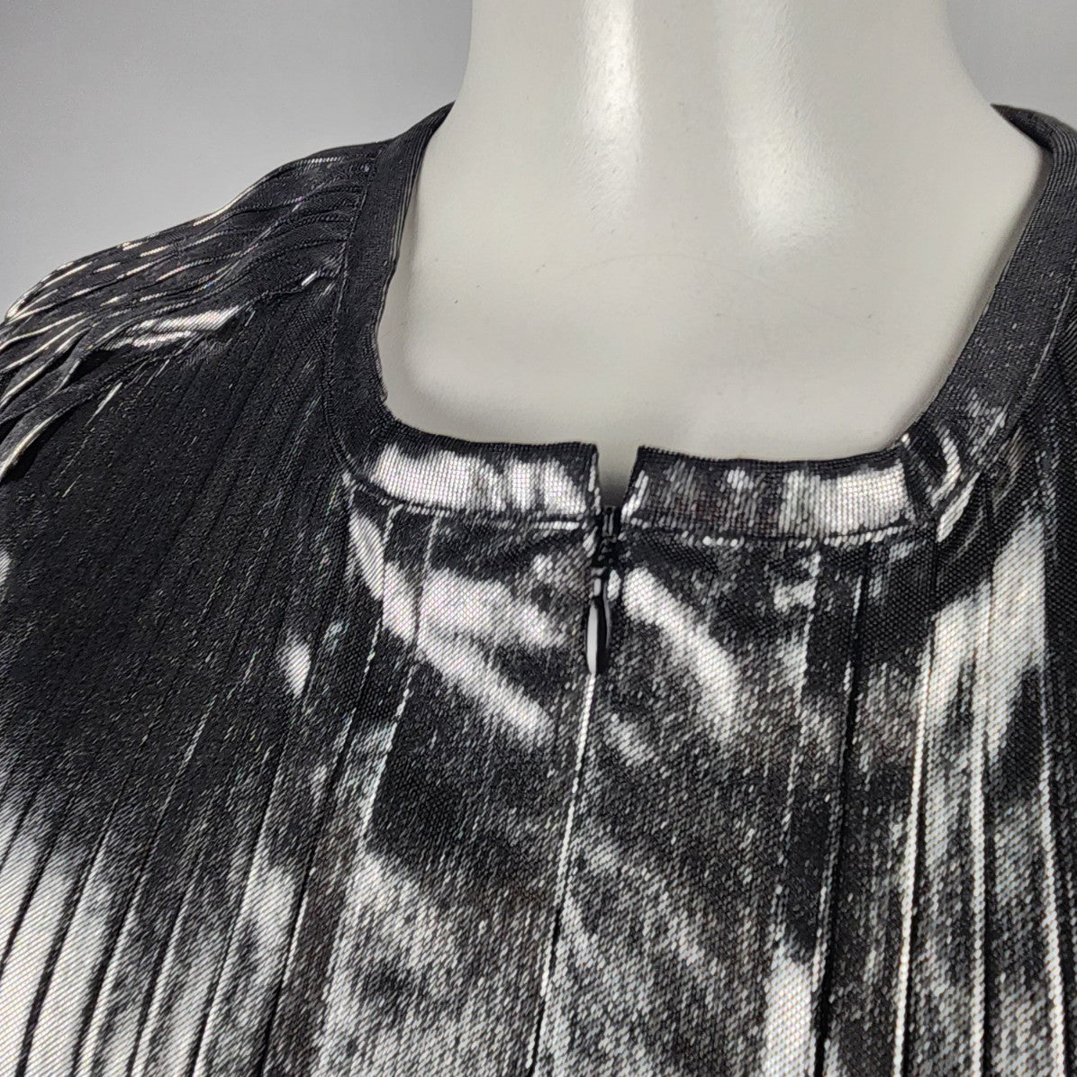 Rebecca Minkoff Silver Metallic Sleeveless Top Size  L