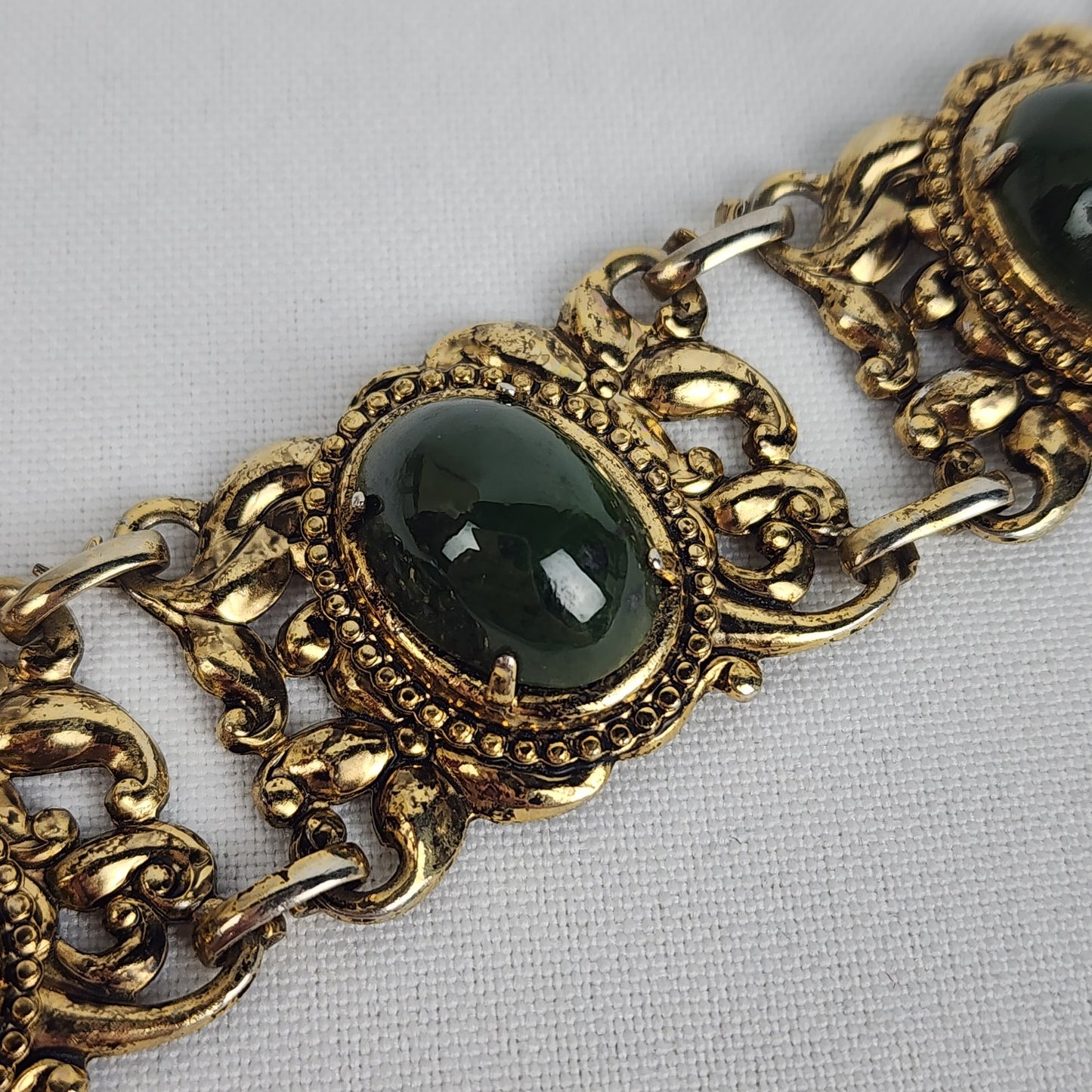 Vintage Gold Tone Green Stone Link Bracelet