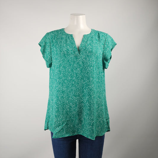 Reitman's Green Floral Blouse Size L