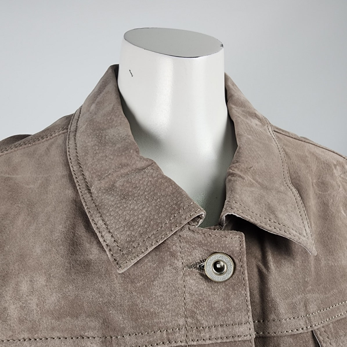 Soia & Kyo Taupe Suede Button Up Jacket Size XL