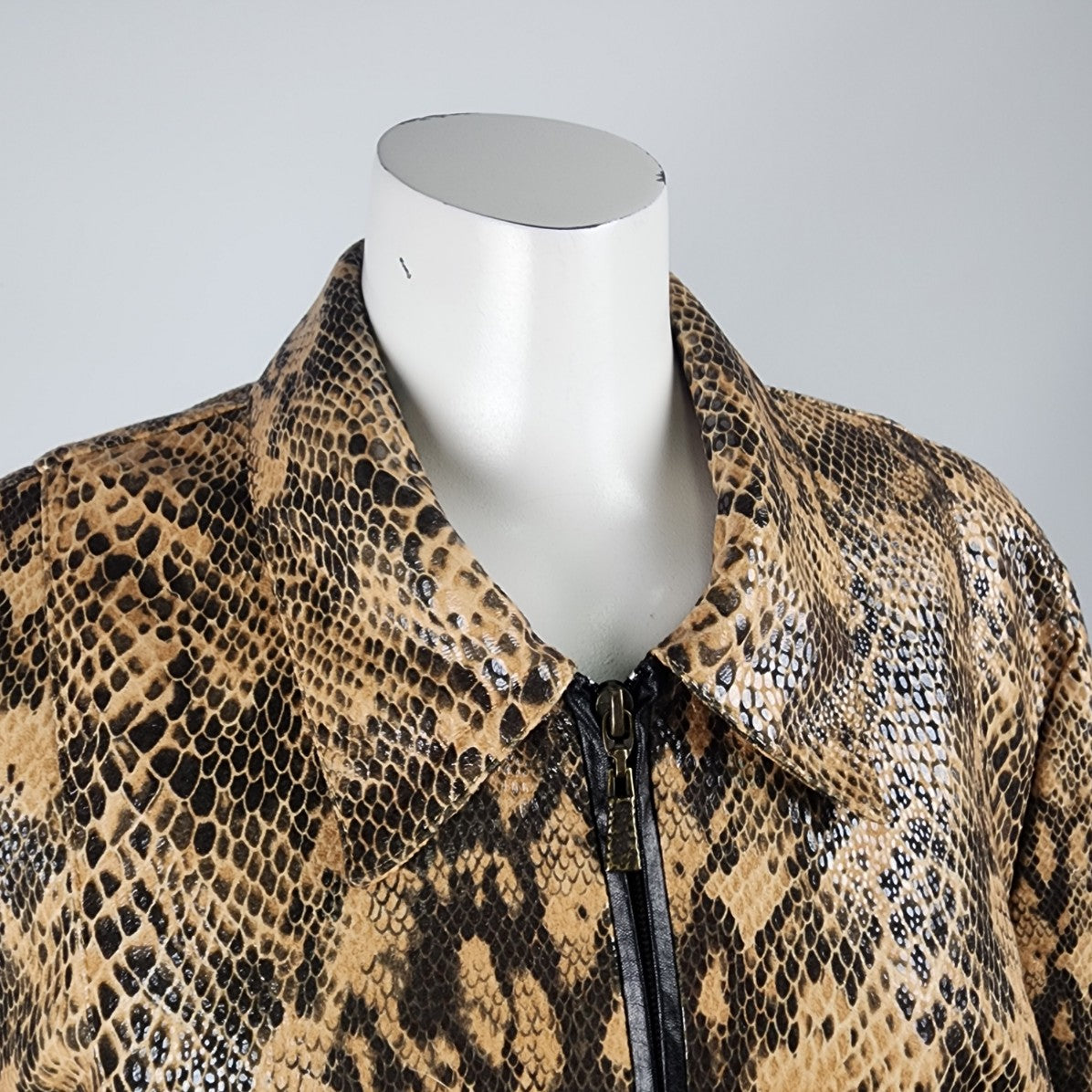 Vintage Joseph Ribkoff Reptile Print Zip Up Jacket Size 18