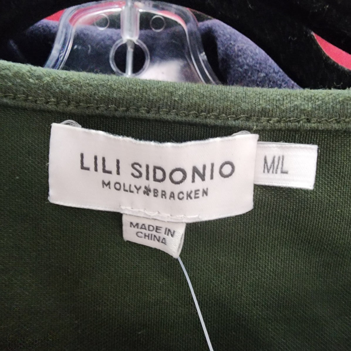 Lili Sidonio Green Long Sleeve Sweatshirt Size M/L