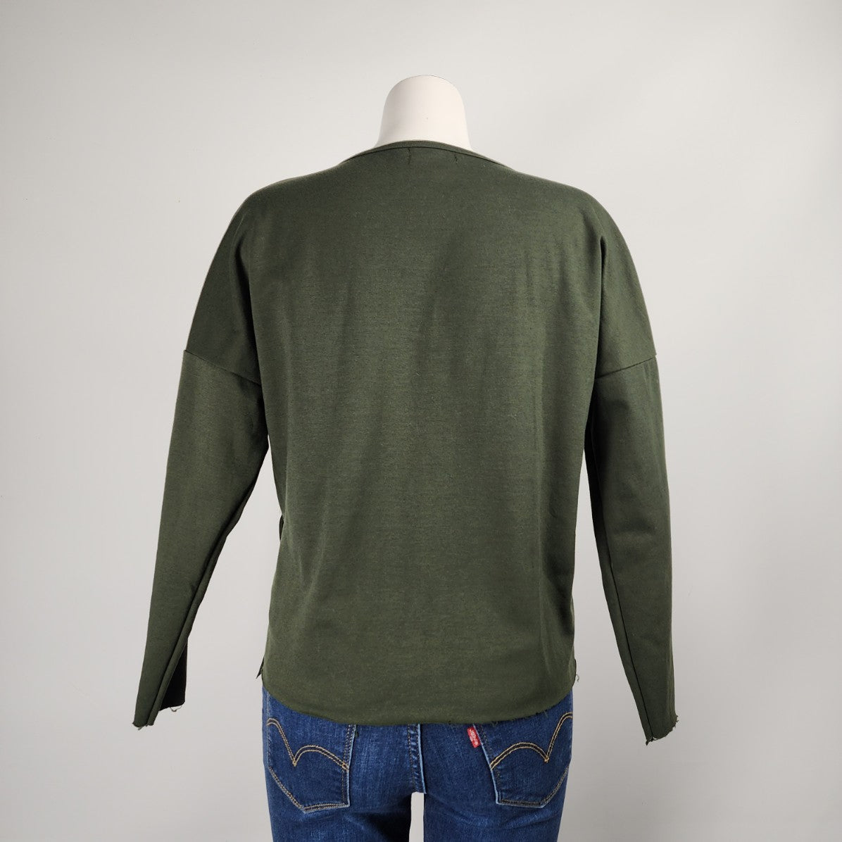 Lili Sidonio Green Long Sleeve Sweatshirt Size M/L