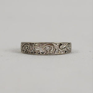 10k Gold Diamond Scroll Ornate Band Ring Size 5