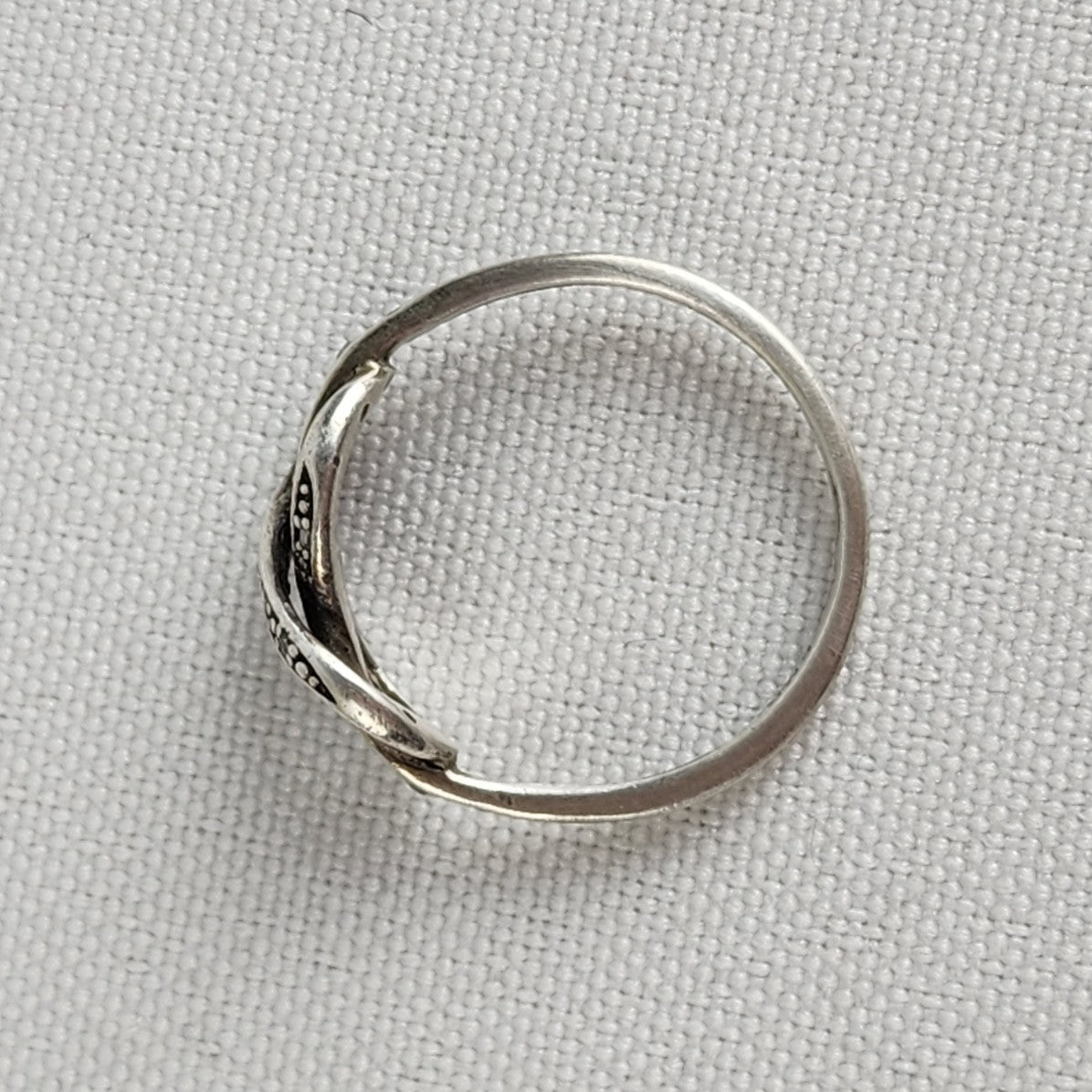 EMD 925 Sterling Silver Infinity Ring Size 6.5