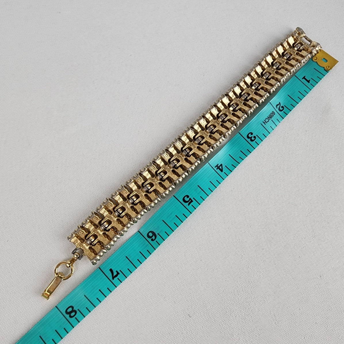 Vintage Sarah Cov Gold Tone Link Bracelet