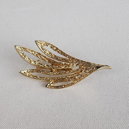 Vintage Gold Tone Leaf Brooch