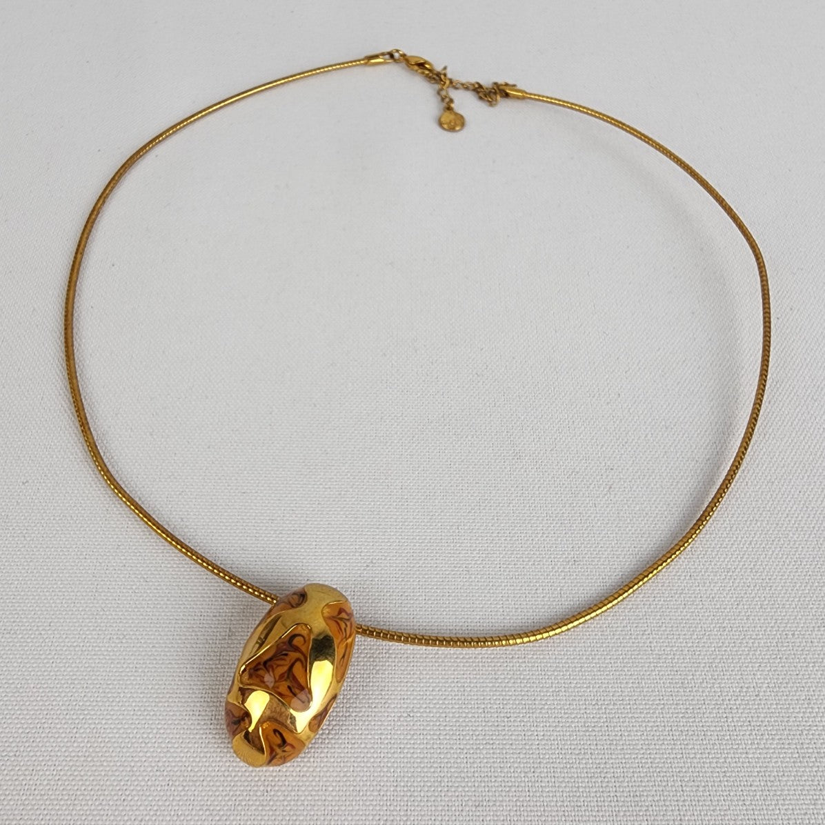 FAC Gold Tone Nugget Pendant Collar Necklace