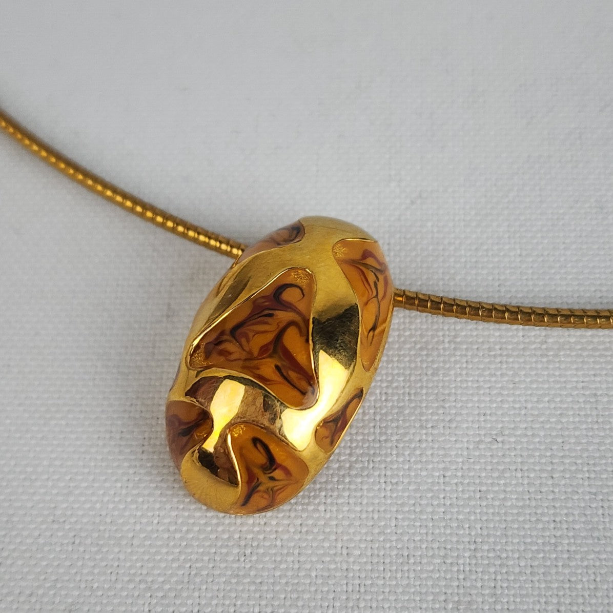 FAC Gold Tone Nugget Pendant Collar Necklace