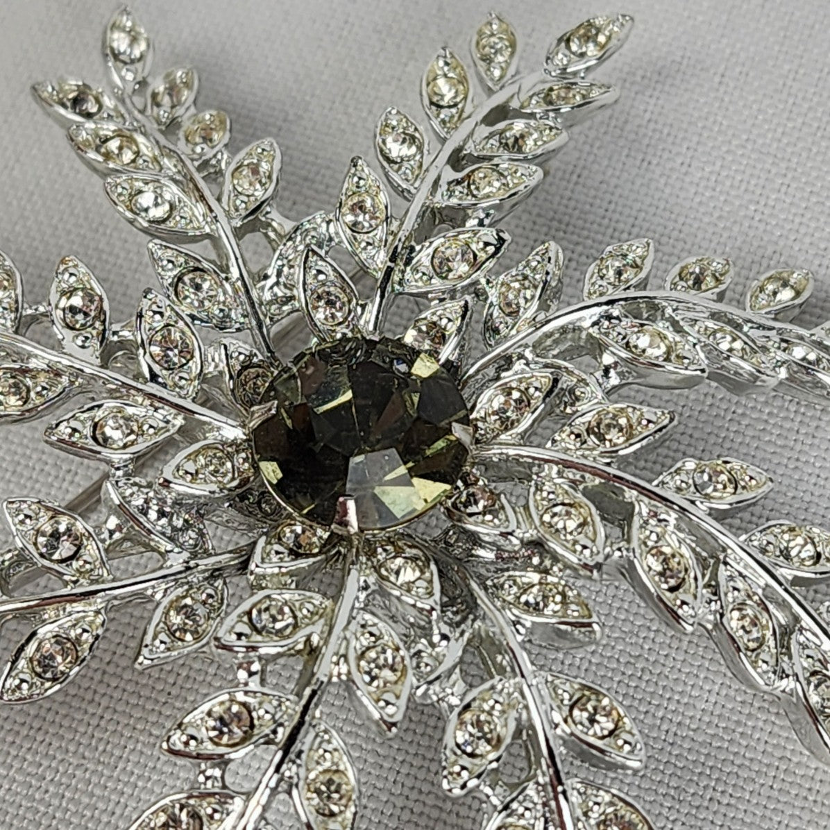 Vintage Sarah Coventry Silver Snowflake Brooch