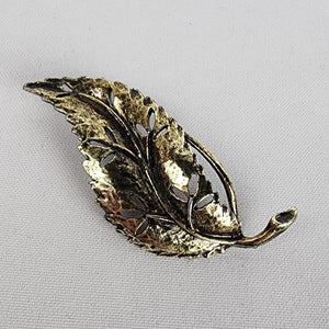 Vintage Bronze Tone Leaf Brooch
