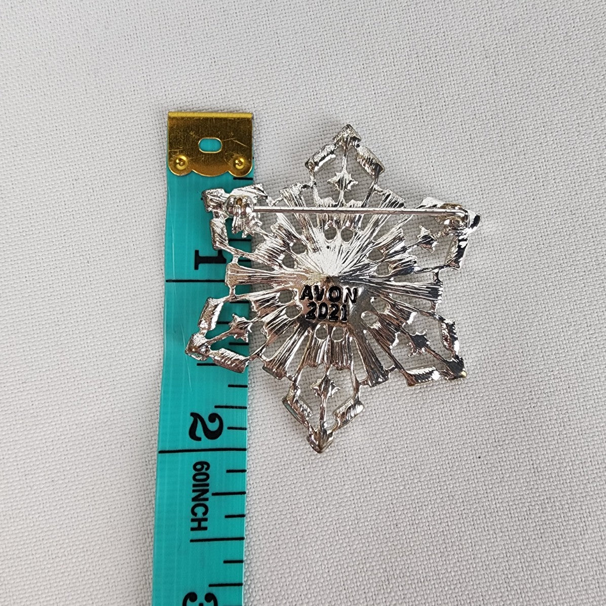 Avon Silver Tone Snowflake Brooch