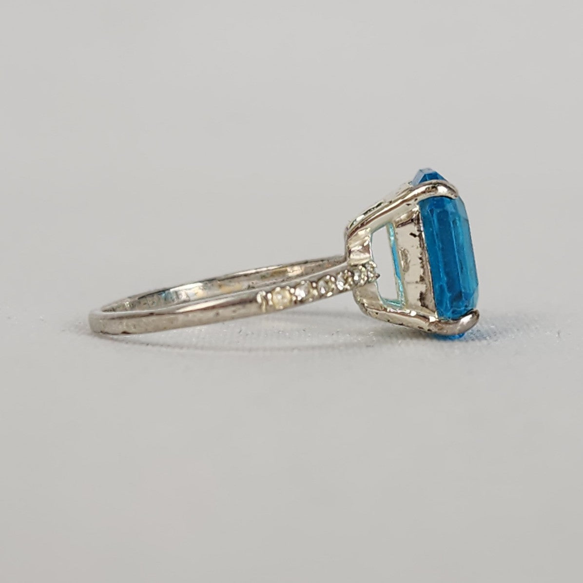 Silver Tone Blue Square Crystal Stone Ring Size 8.5