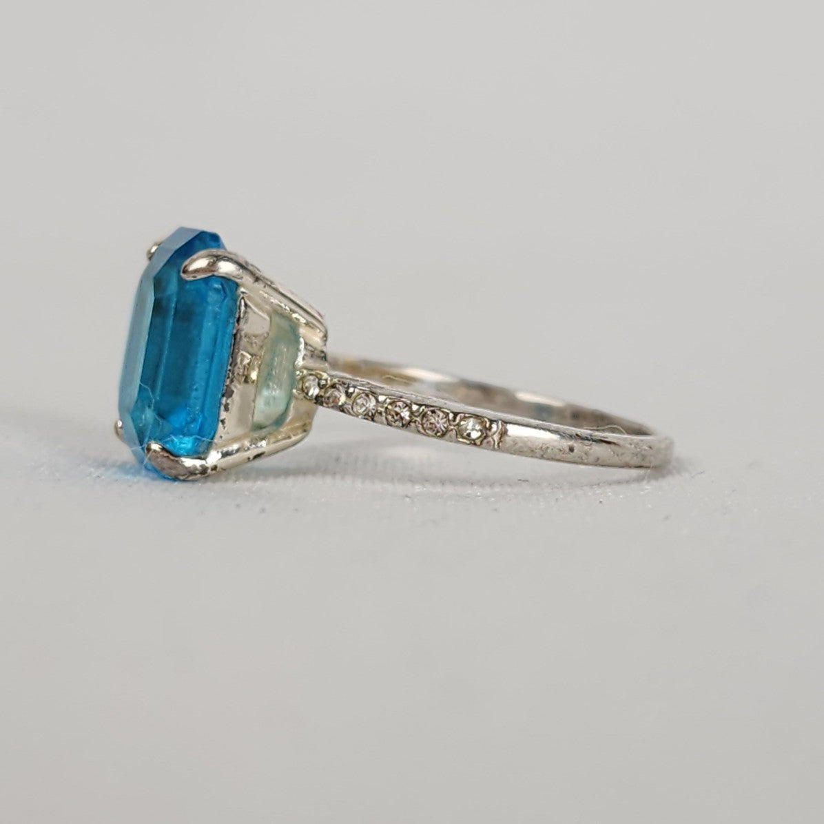 Silver Tone Blue Square Crystal Stone Ring Size 8.5