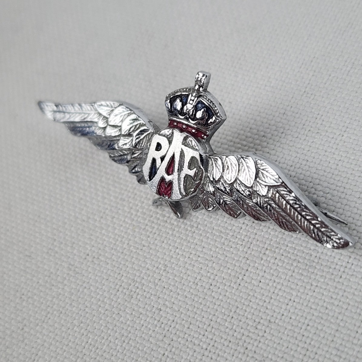 Vintage Royal Air Force RAF Wings Sweetheart Brooch