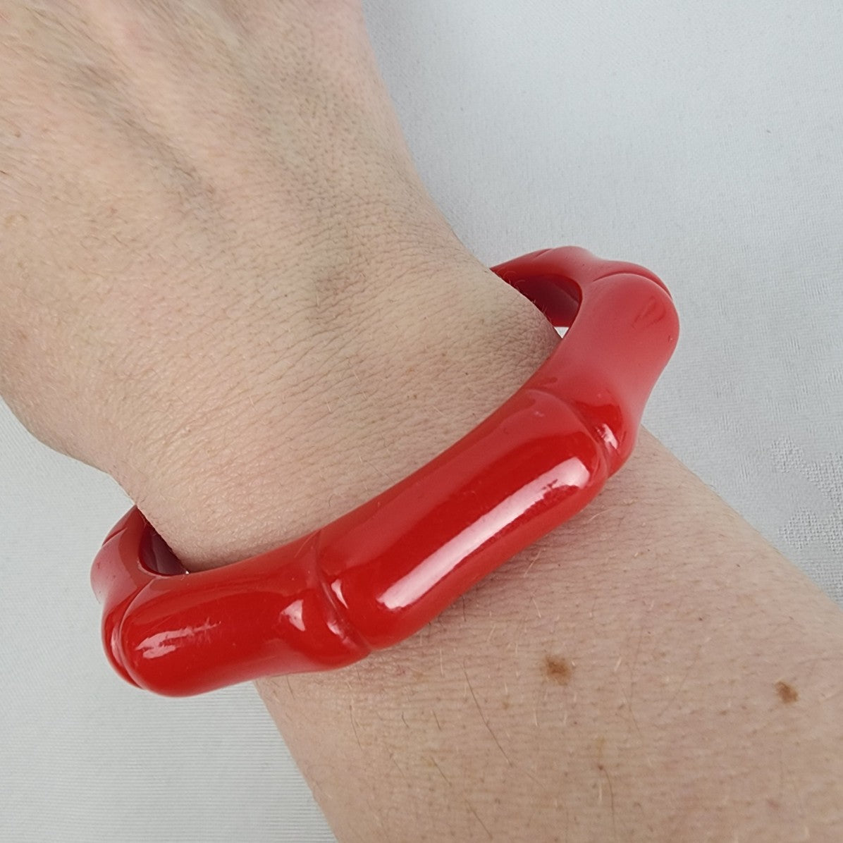 Vintage Red Carved Bangle Bracelet