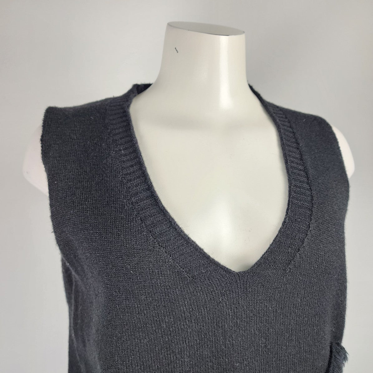 Cellabie Black Knit V Neck Sweater Vest Size XL