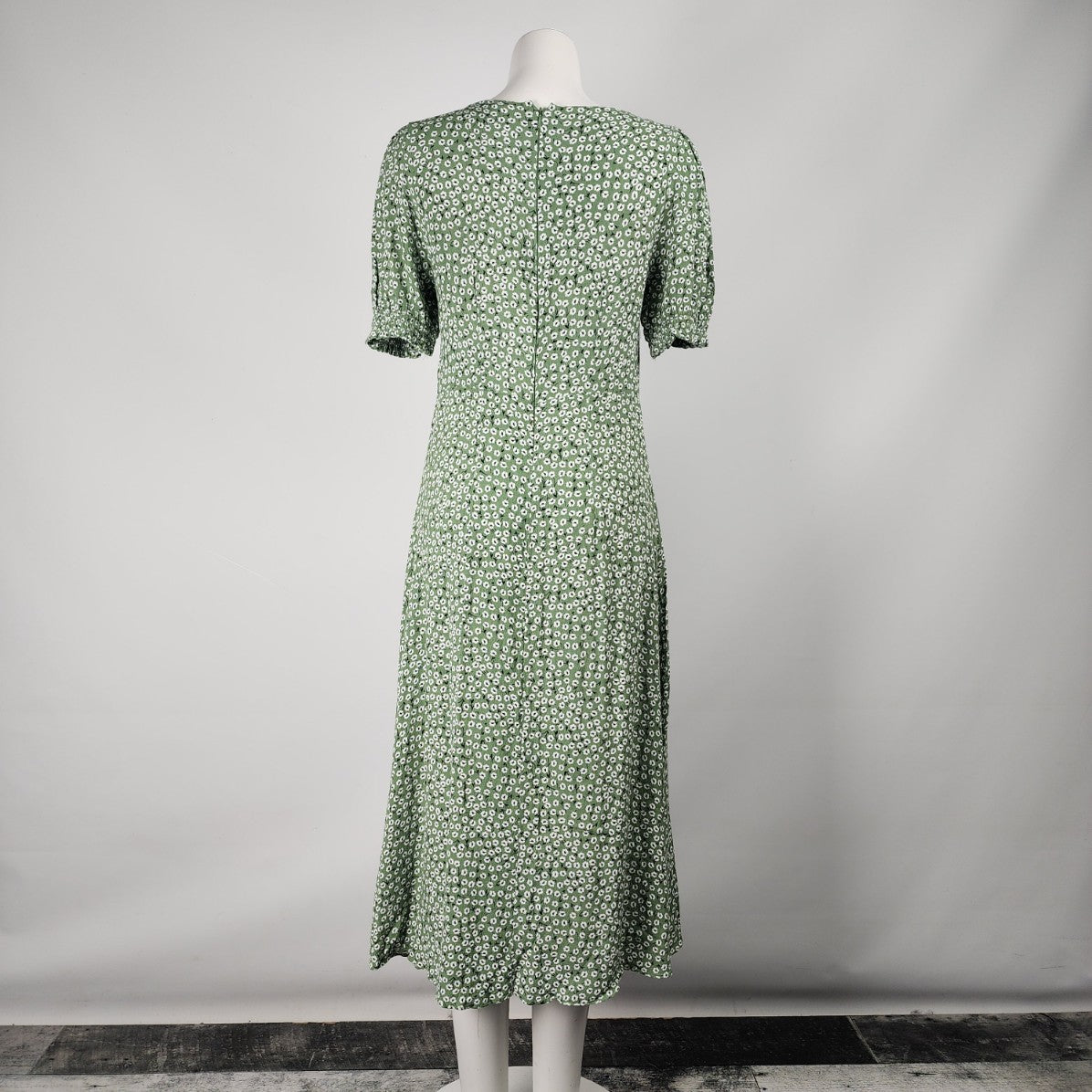 H&M Green Floral Puff Sleeve Midi Dress Size L