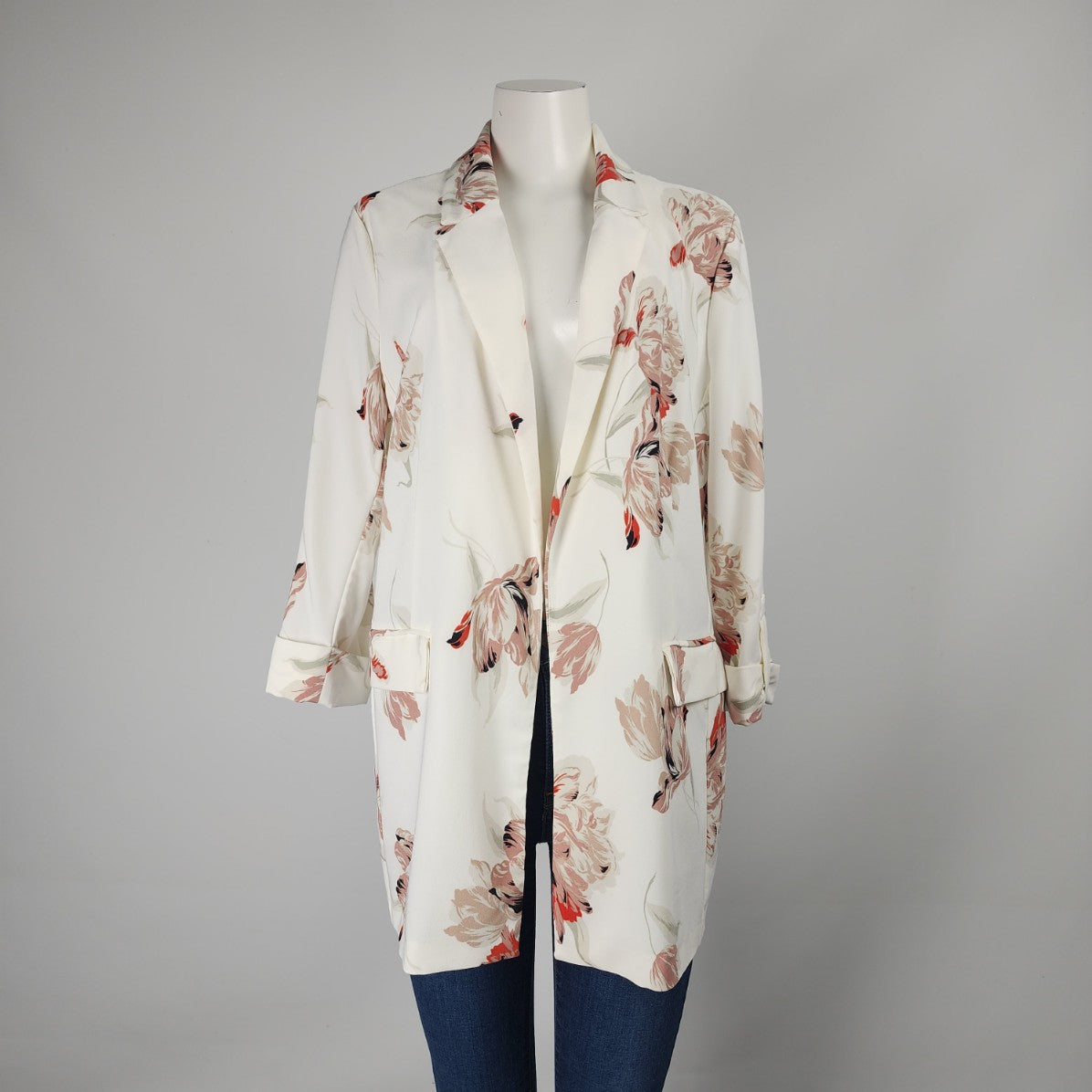 Dynamite Cream Floral Boyfriend Blazer