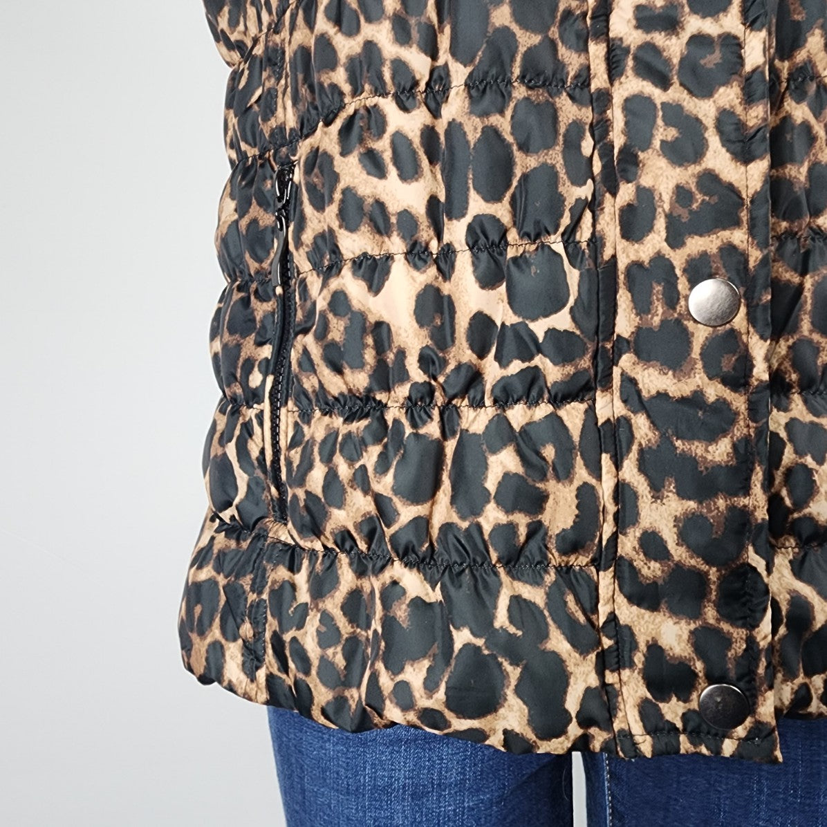 Jessica Animal Print Zip Up Vest Size L