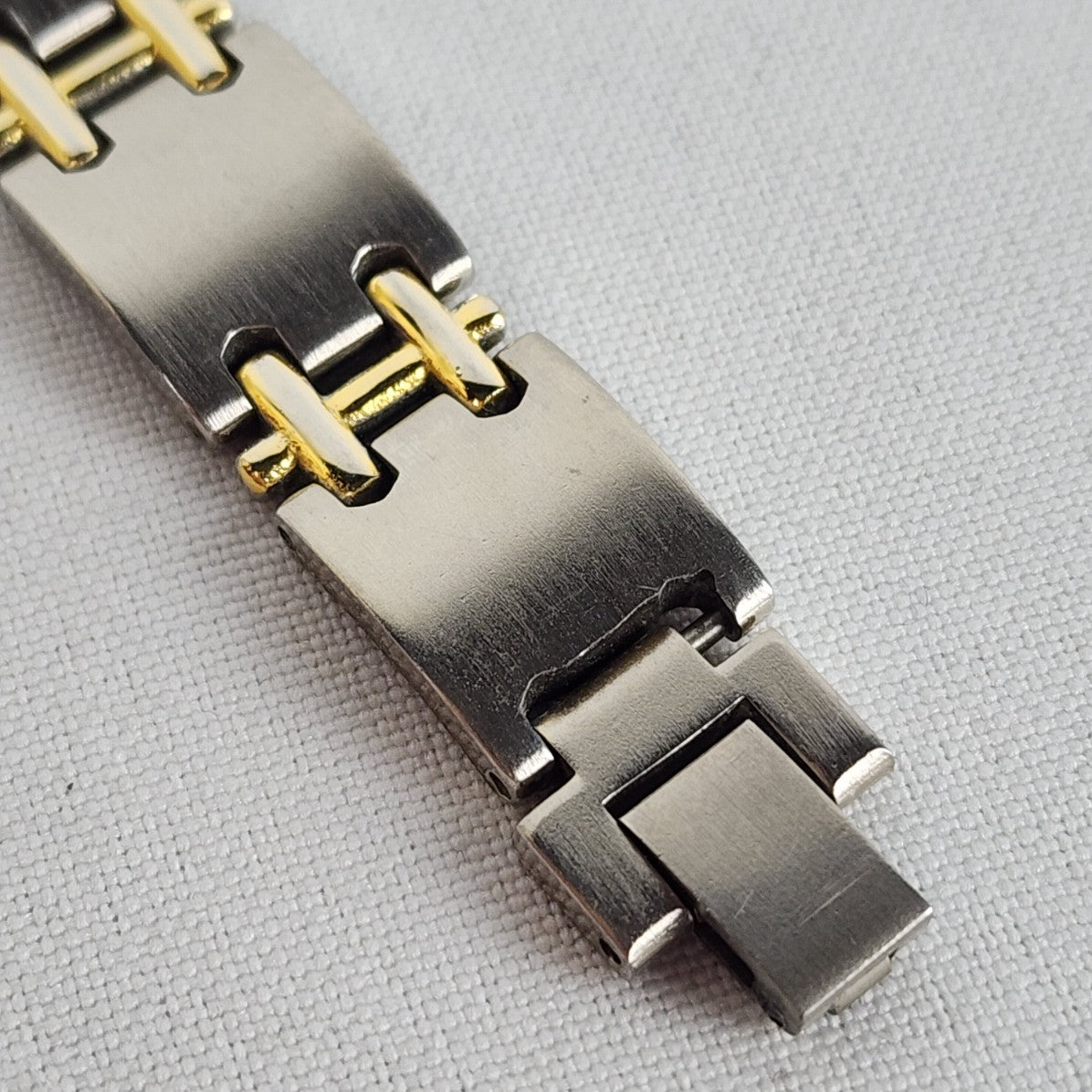 Vintage Celebrity Silver & Gold Link Watch