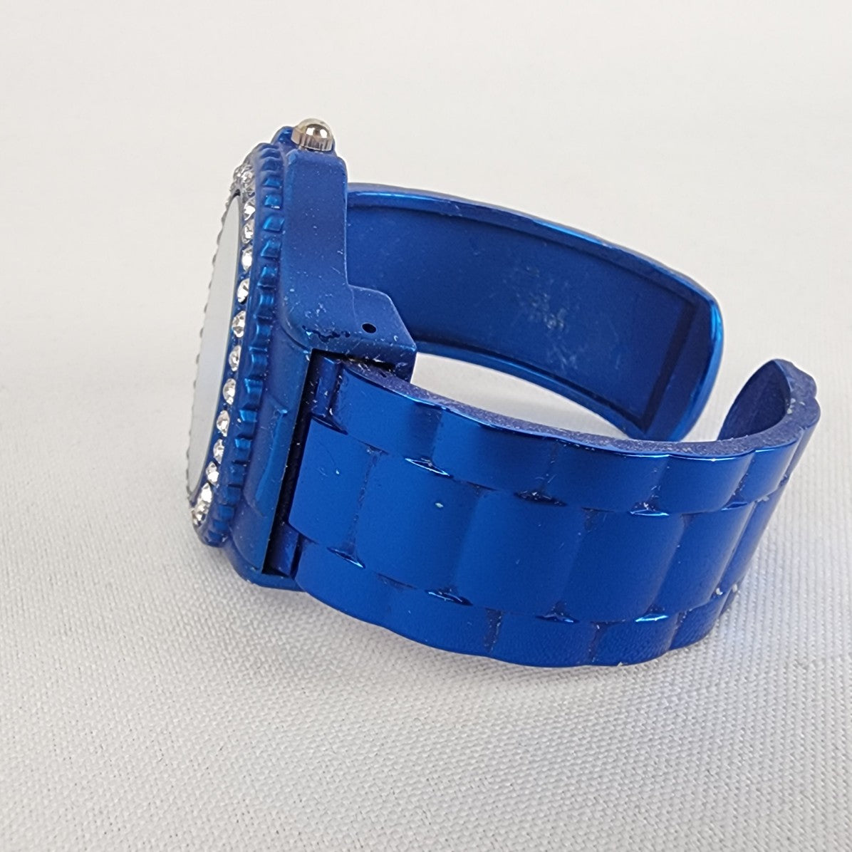 Geneva Blue Metallic Hinge Watch