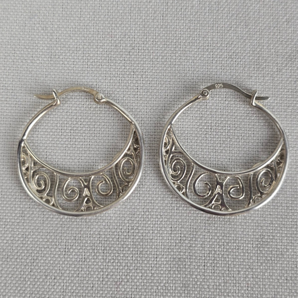 925 Sterling Silver Fillagree Hoop Earrings