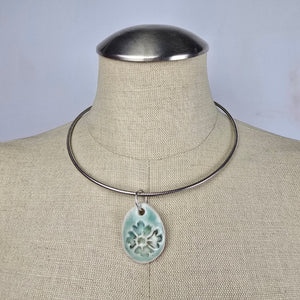 Green Floral Ceramic Pendant Collar Necklace