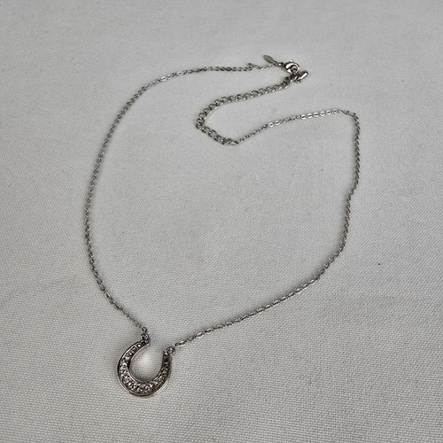 Avon Silver Tone Crystal Horse Shoe Pendant Chain Necklace