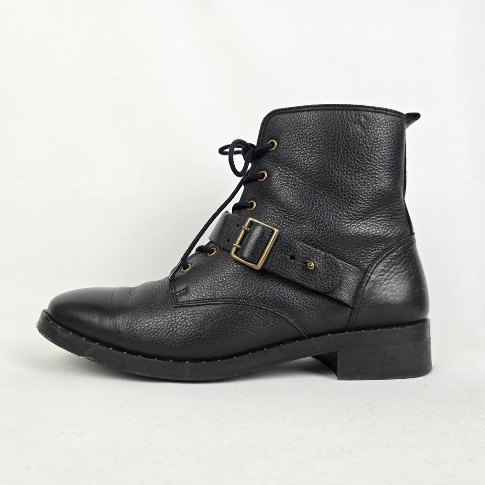 Souliers Sézane Black Leather Combat Boots Size 10