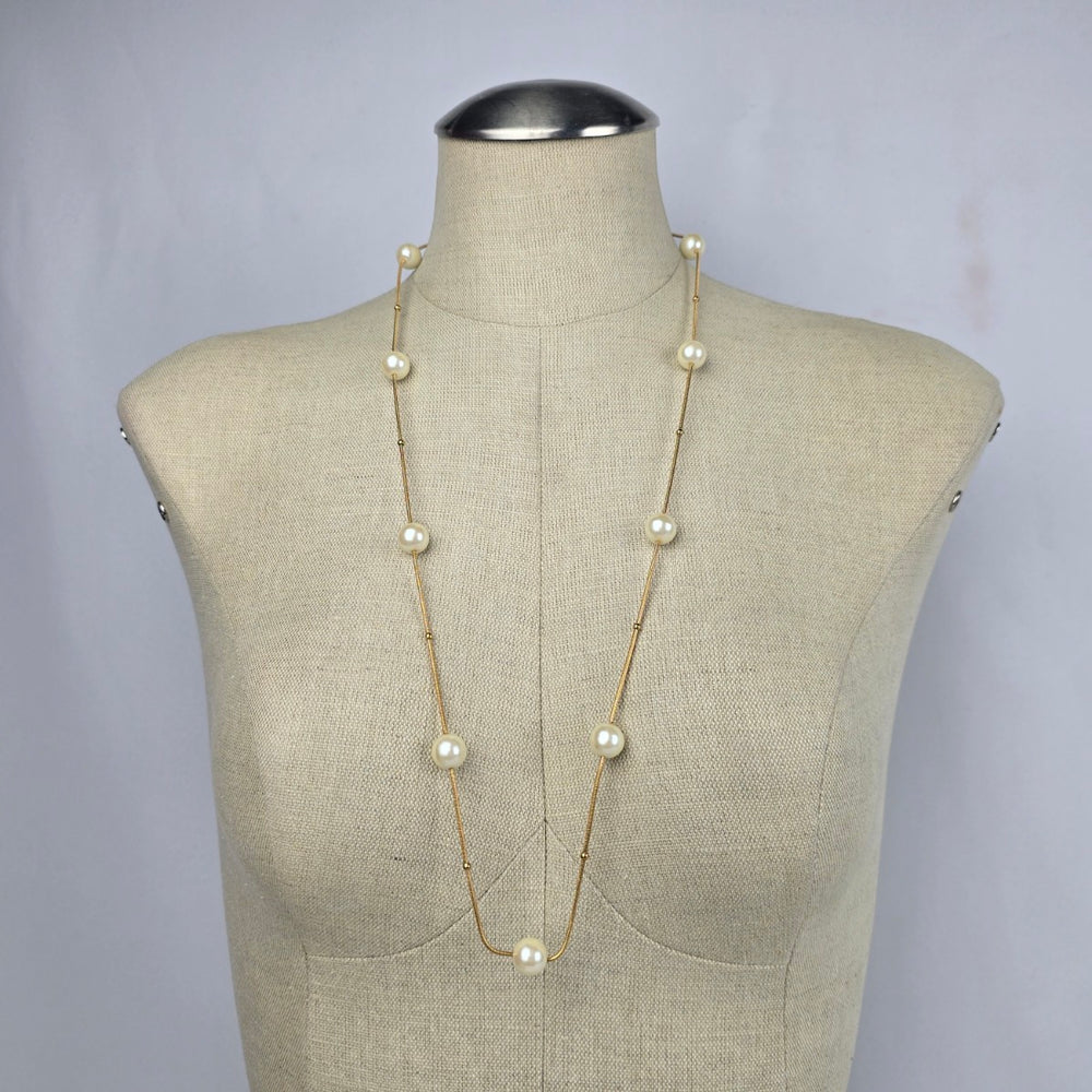 Vintage Avon Gold Tone Faux Pearl Chain Necklace