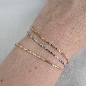Vintage Avon Multi Tone Chain Necklace & Bracelet Set