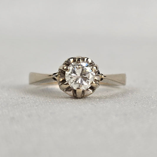 18k White Gold Diamond Ring Size 5.5