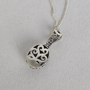 925 Sterling Silver Green Natural Stone Reversible Pendant Necklace