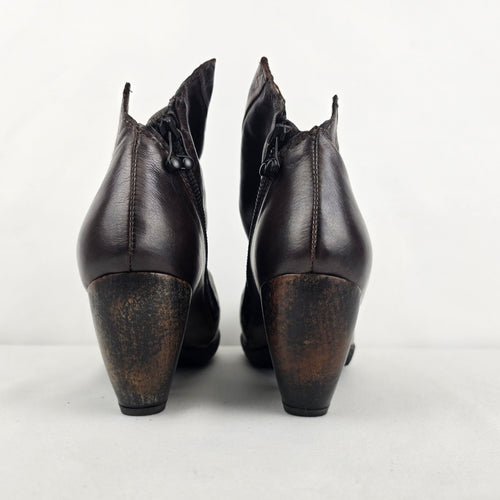 AS98 Brown Leather Heeled Ankle Boots Size 9
