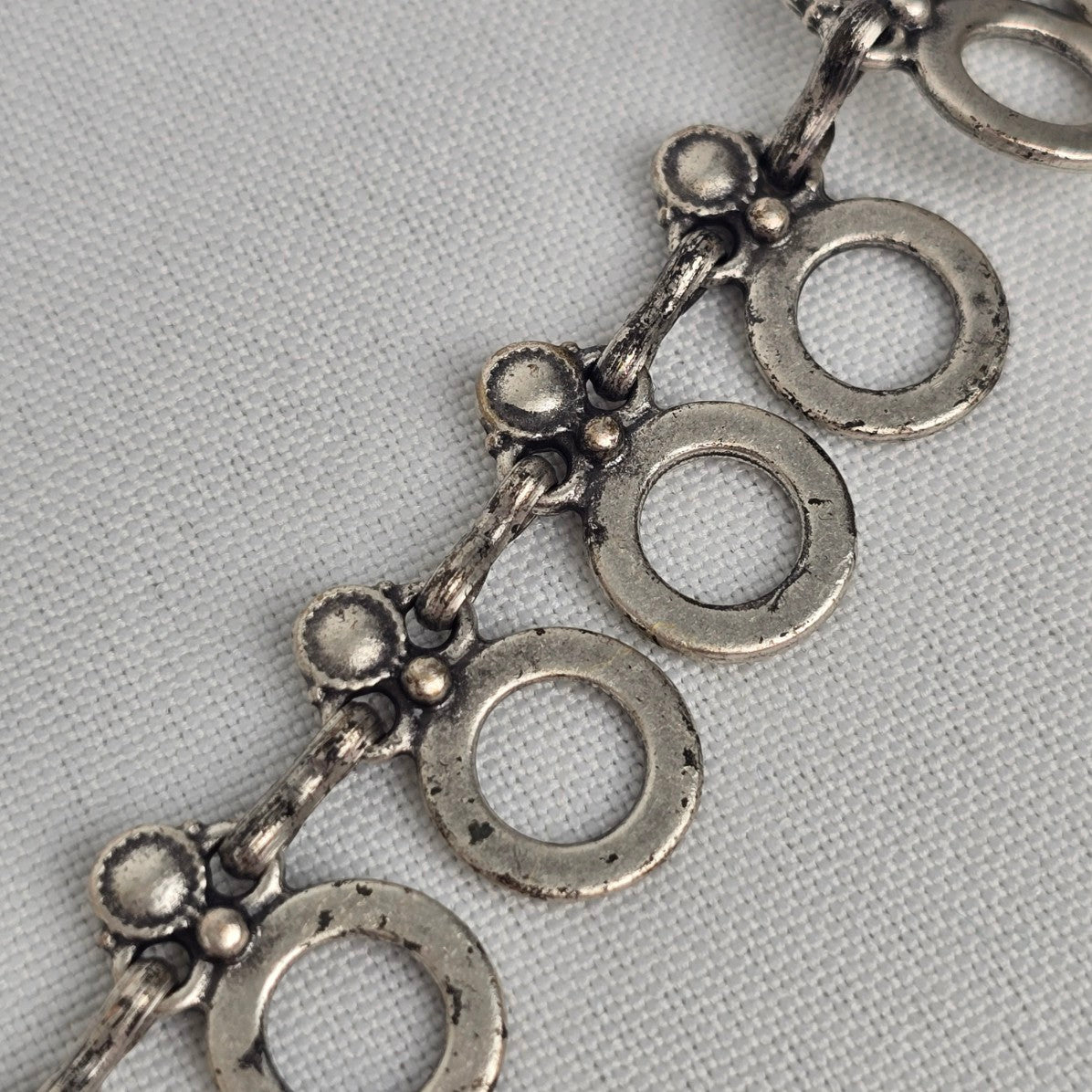 Silver Tone Circle Detail Lariat Statement Necklace