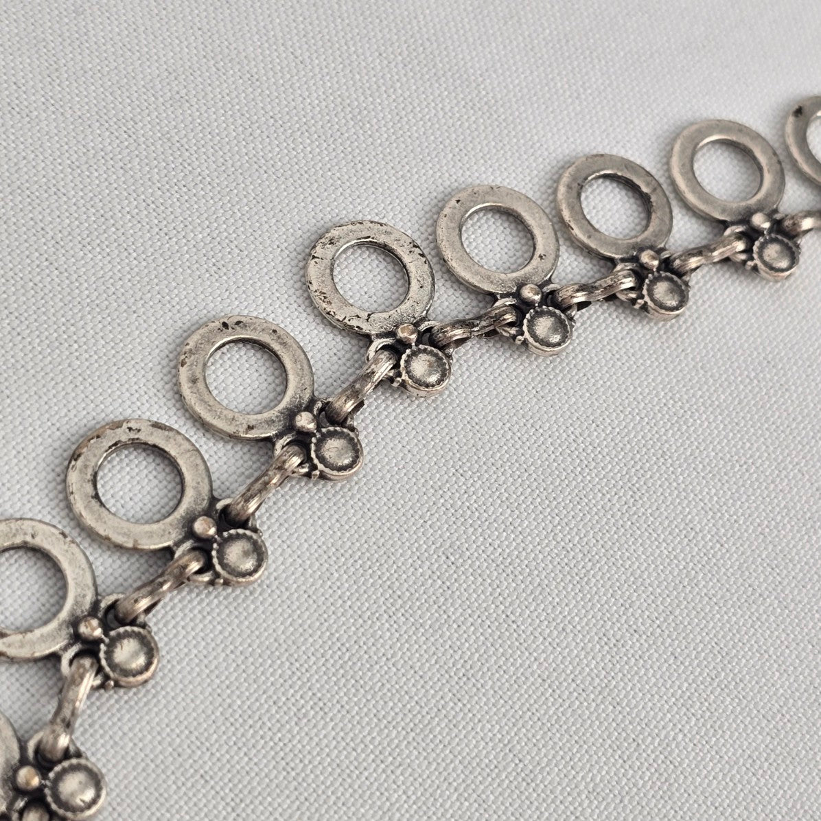 Silver Tone Circle Detail Lariat Statement Necklace