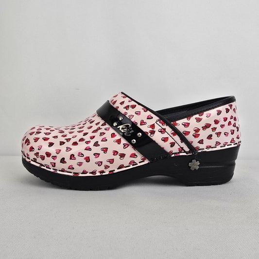 Sanita Koi Pink Heart Print Clog Comfort Shoes Size 7
