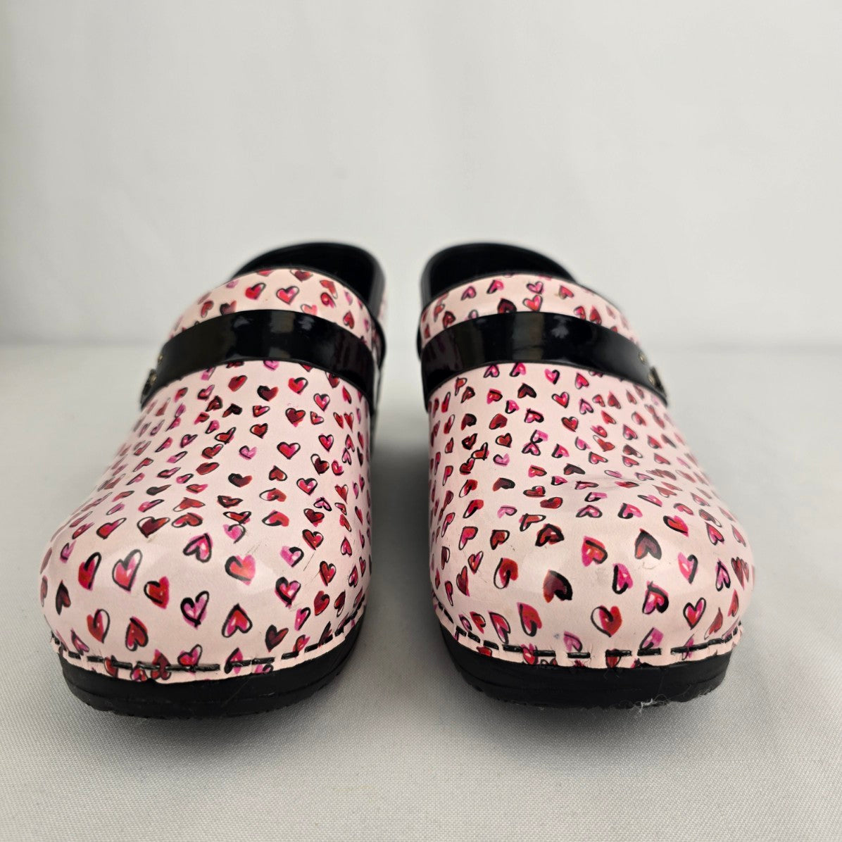 Sanita Koi Pink Heart Print Clog Comfort Shoes Size 7