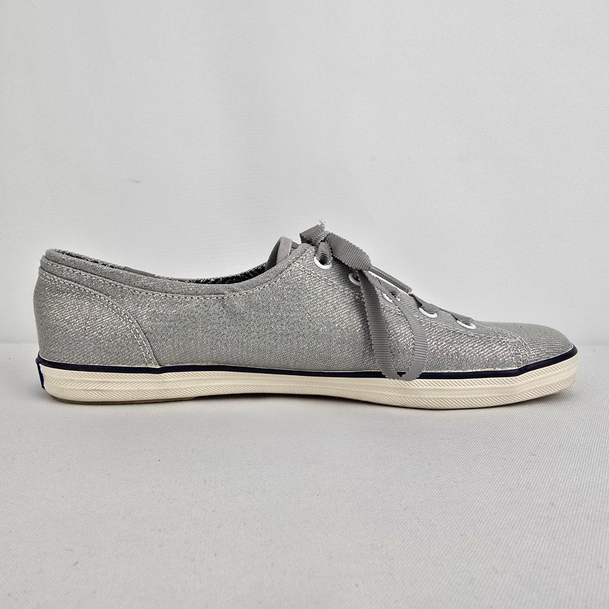 Keds Grey Metallic Lace Up Runners Size 8.5