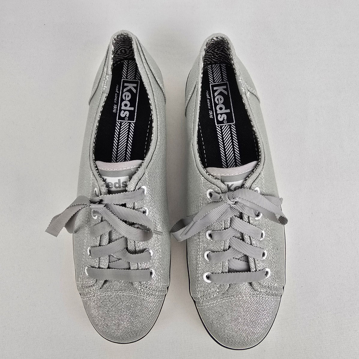 Keds Grey Metallic Lace Up Runners Size 8.5