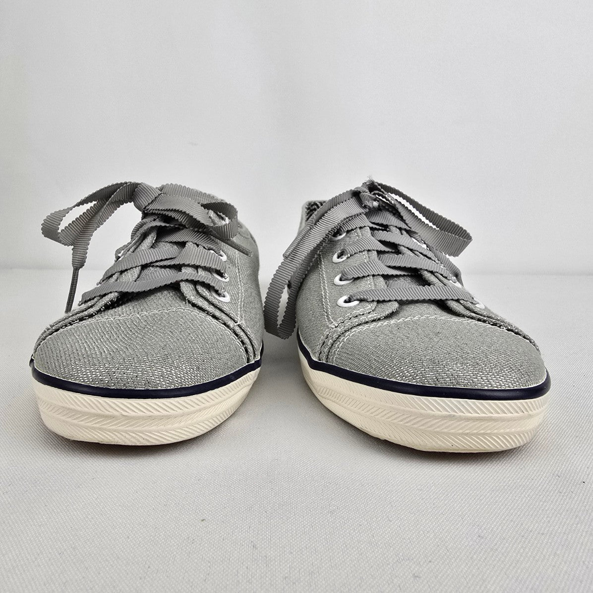 Keds Grey Metallic Lace Up Runners Size 8.5