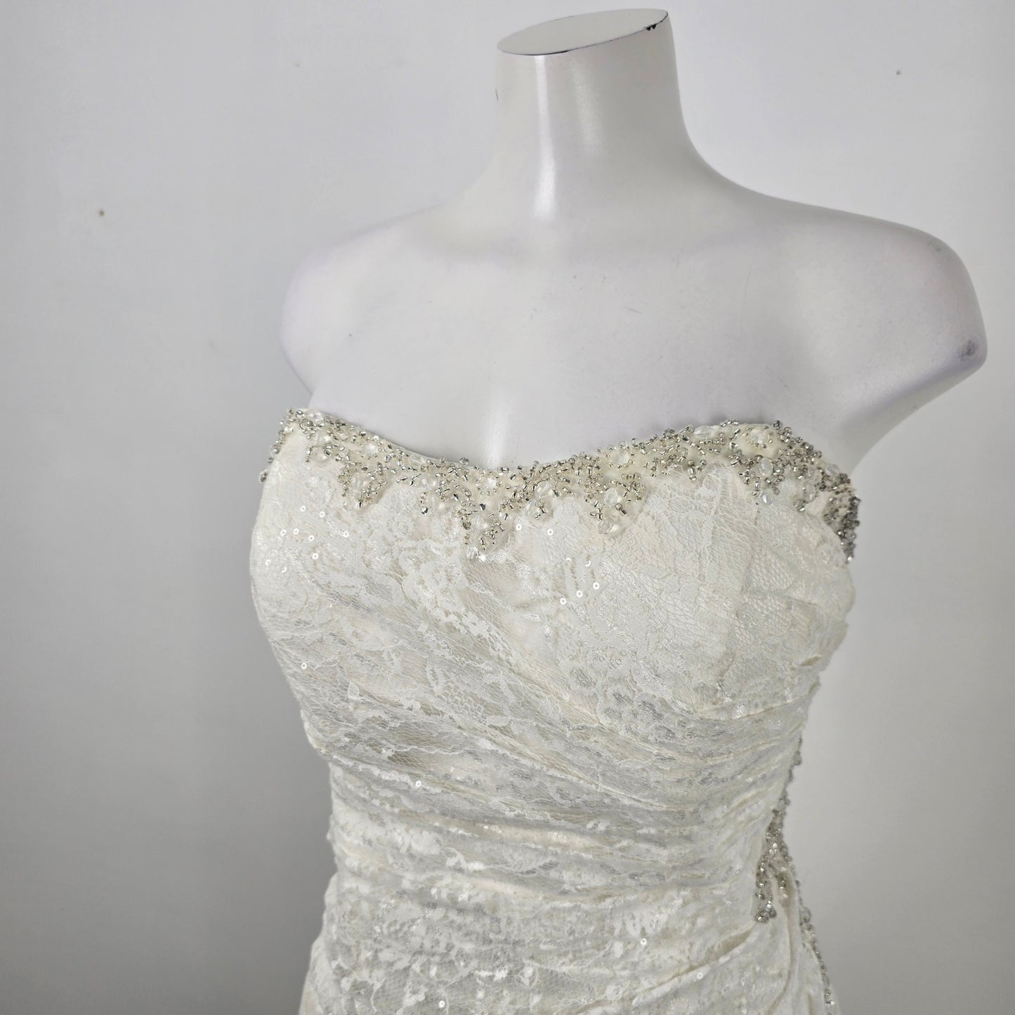 White Lace Beaded Corset Back Wedding Gown Size M/L