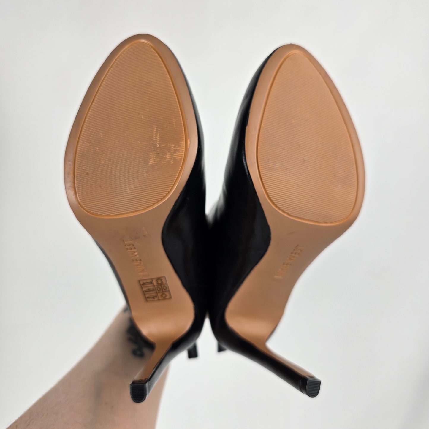 Nine West Black Leather Heeled Booties Size 5.5