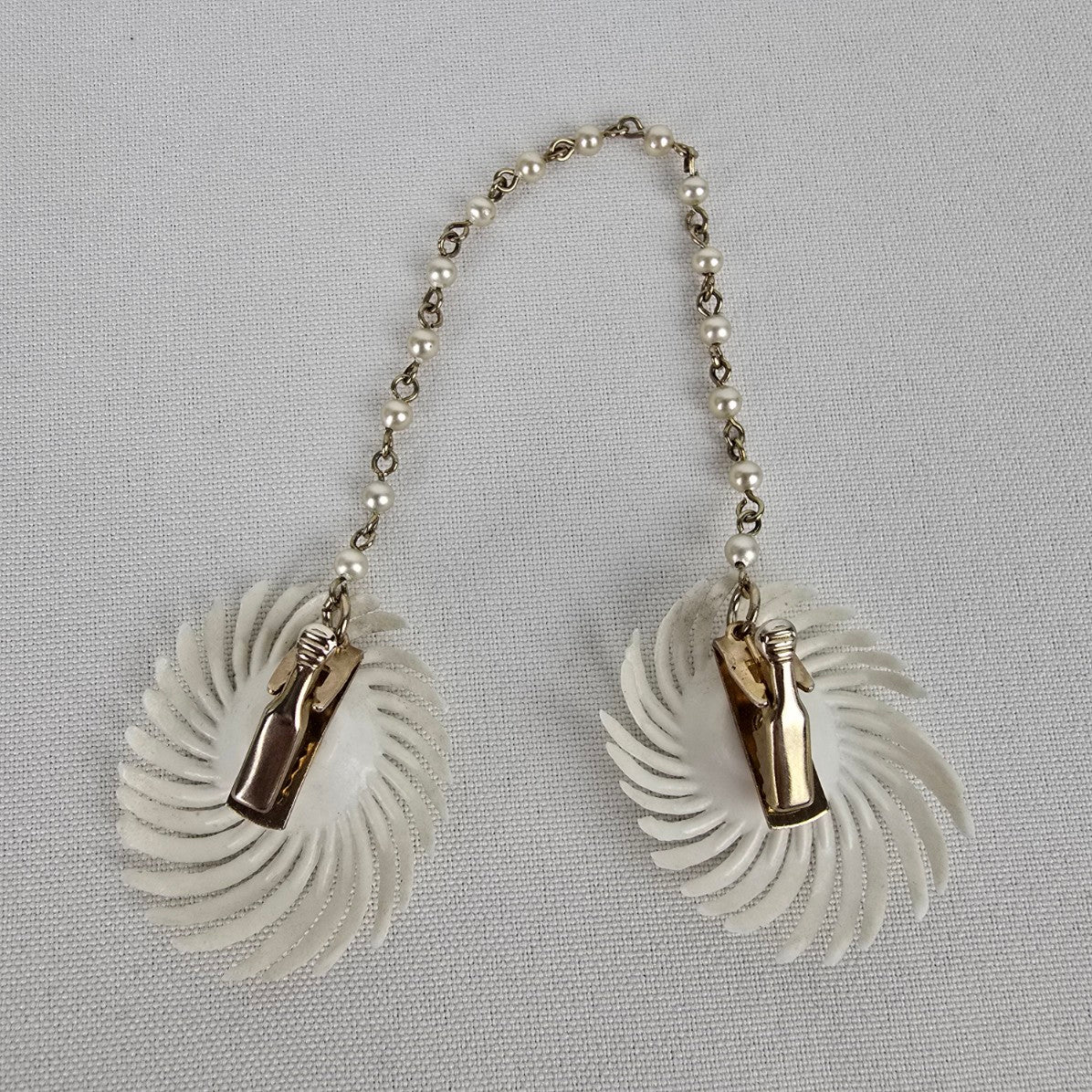 Vintage Cream Feather Faux Pearl Dress Sweater Clips