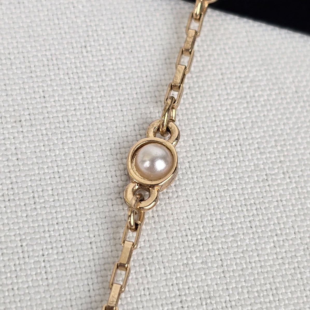 Guess Gold Tobe Faux Pearl Chain Drop Earrings