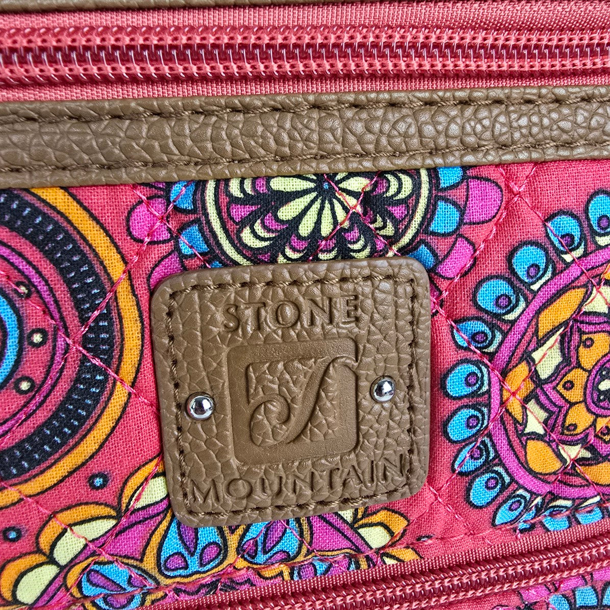 Stone Mountain Pink Kaleidoscope Print Quilted Crossbody Purse