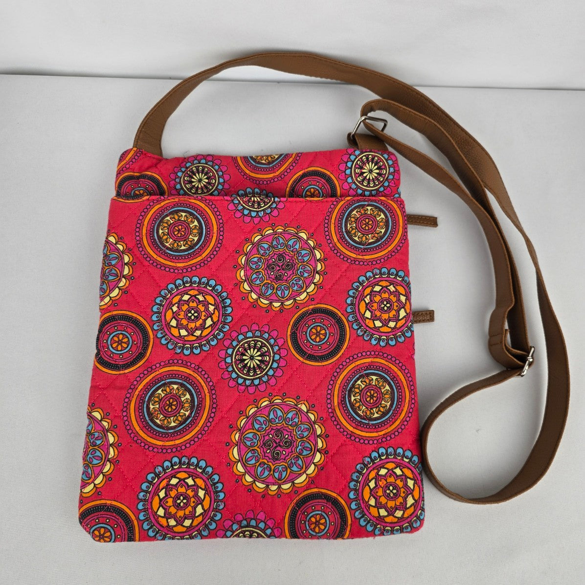 Stone Mountain Pink Kaleidoscope Print Quilted Crossbody Purse