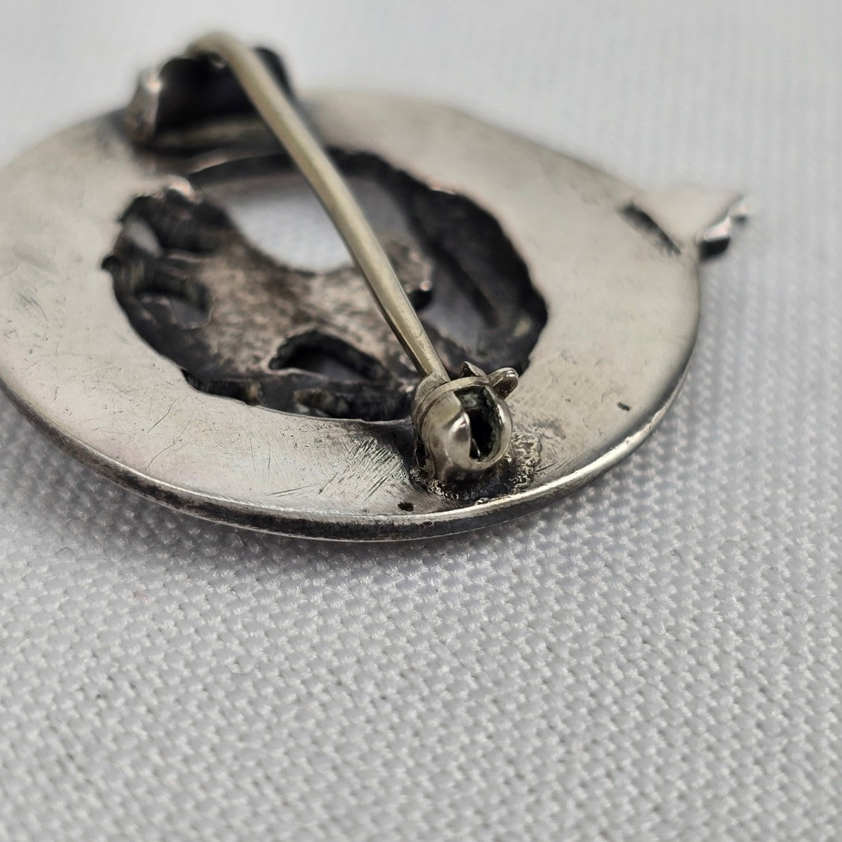 Vintage Sterling Silver Scottish Clan Badge Brooch Nemo Me Impune Lacesset